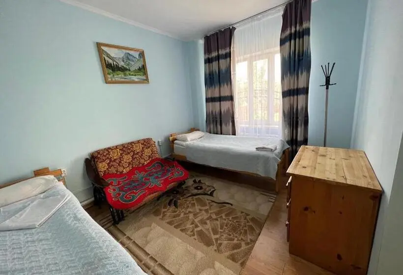 اتاق استاندارد با سرویس بهداشتی مشترک, Guesthouse Alakol