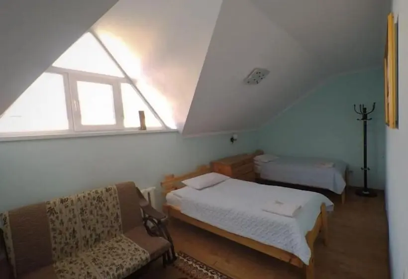 اتاق اکونومی, Guesthouse Alakol