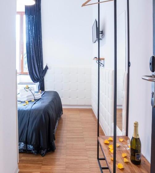 اتاق استاندارد, Ostiense Suites