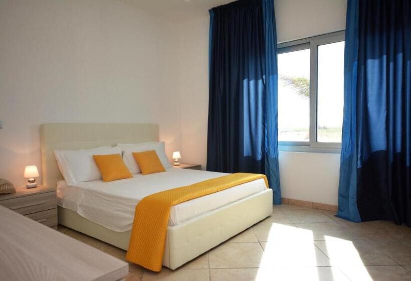 Standard Szoba King Size Bed, Da Rocco B&b