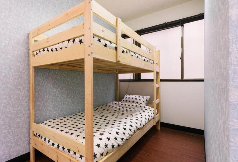 Quarto Economy, Guest House Yasuragi Hakataekimae