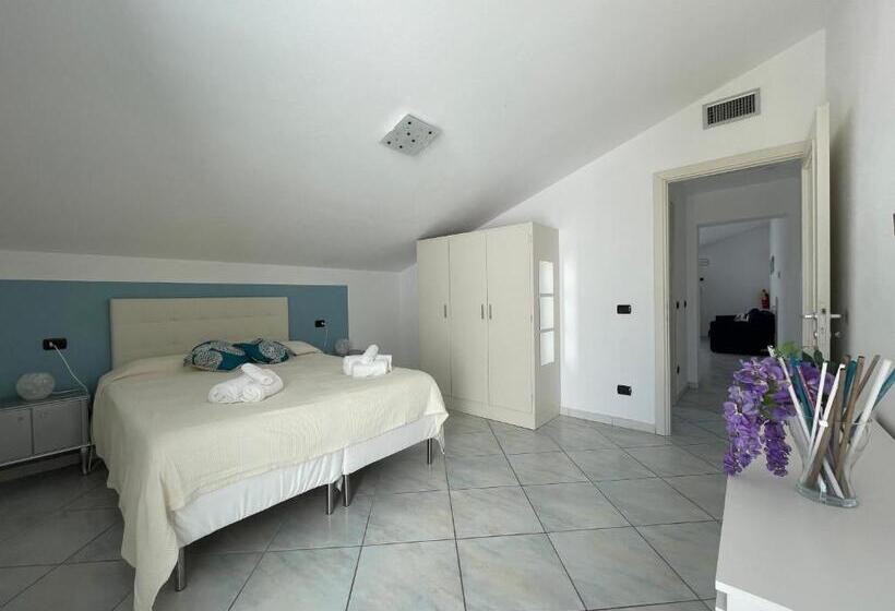 １ベッドルームペントハウスアパート, Pisa Beach Park