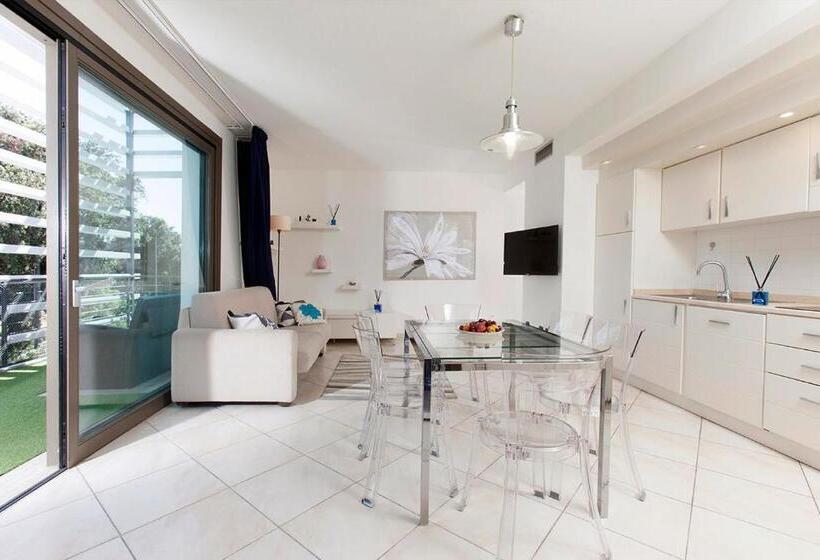 Апартаменты 2 Спальни, Pisa Beach Park