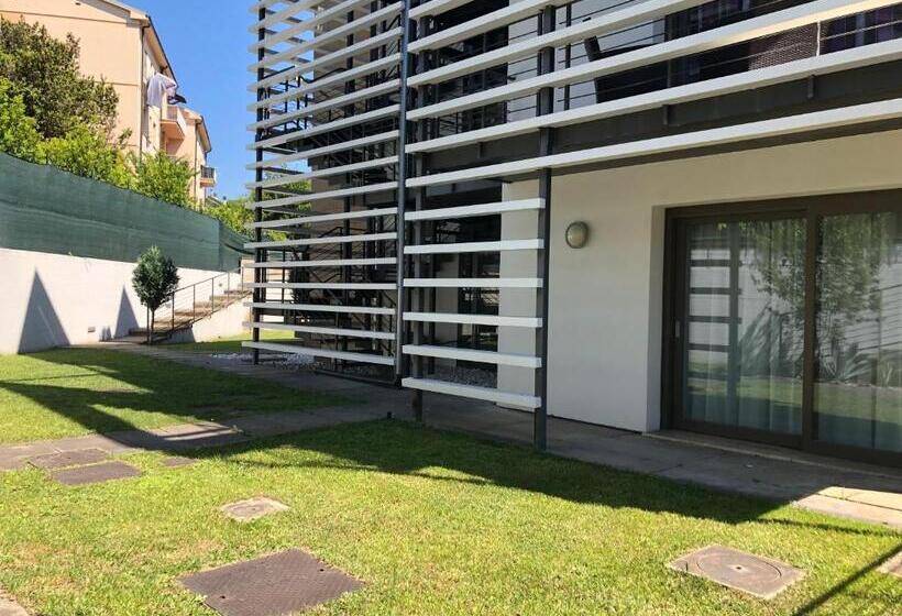 １階の１ベッドルームアパートメント, Pisa Beach Park