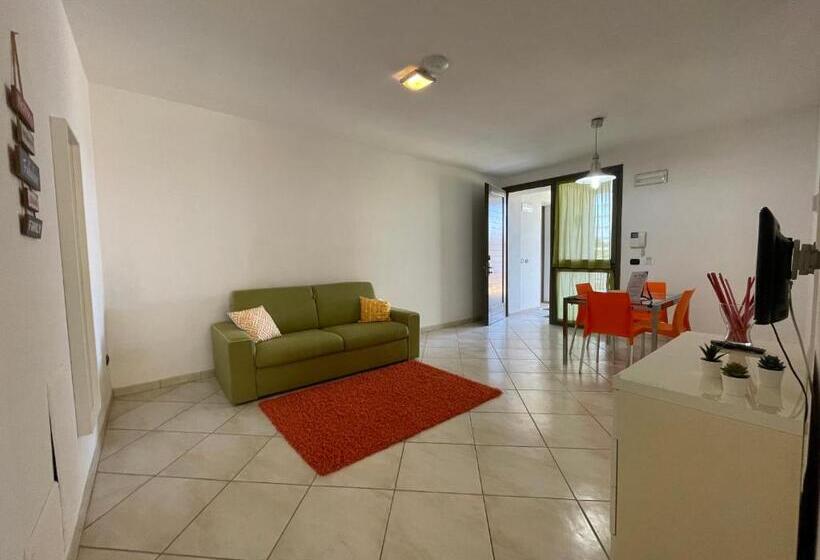 １ベッドルームアパートメント, Pisa Beach Park