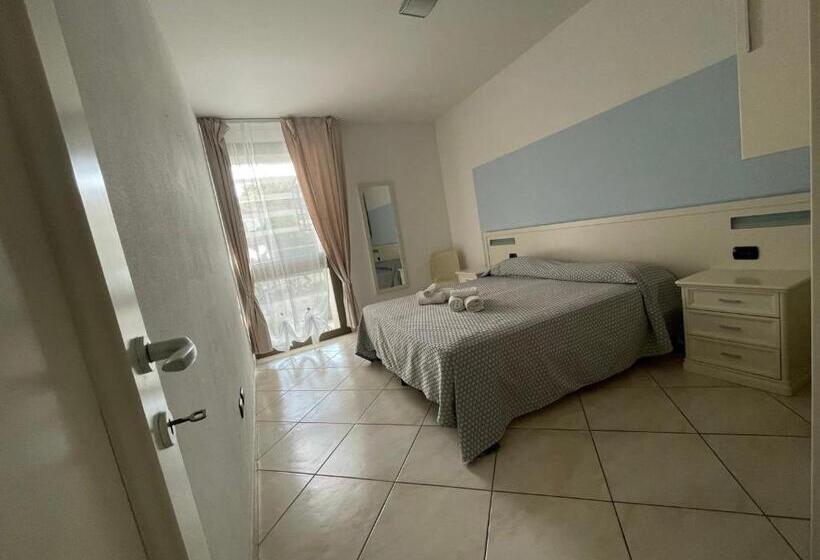 ２ベッドルームアパートメント, Pisa Beach Park