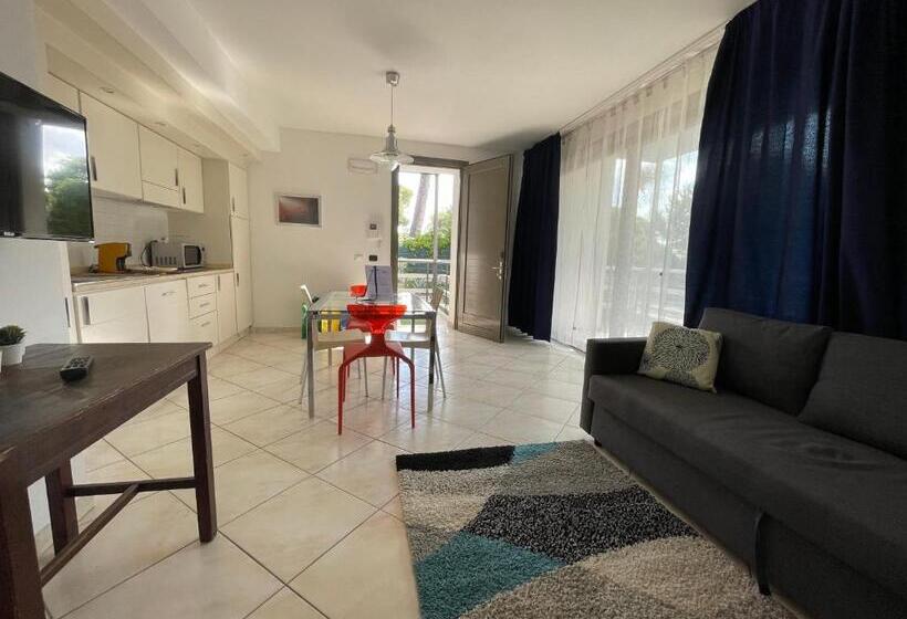 Апартаменты 2 Спальни, Pisa Beach Park