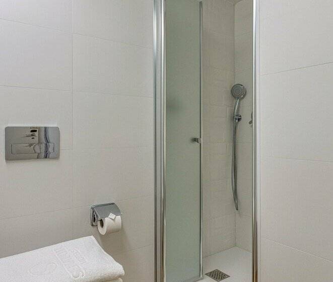 غرفة قياسية, Senator Cala Millor