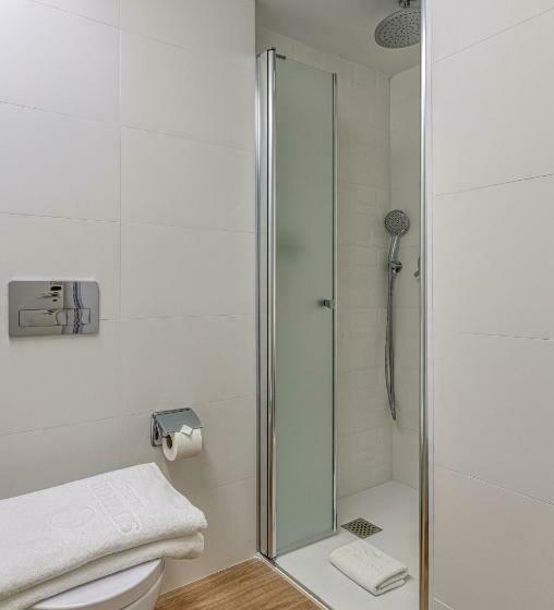 غرفة قياسية مزوَّدة بتراس, Senator Cala Millor