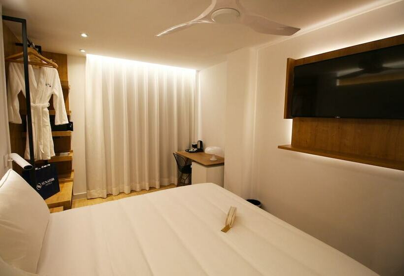 غرفة قياسية مزوَّدة بتراس, Senator Cala Millor