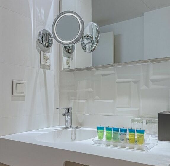 غرفة قياسية مزوَّدة بتراس, Senator Cala Millor