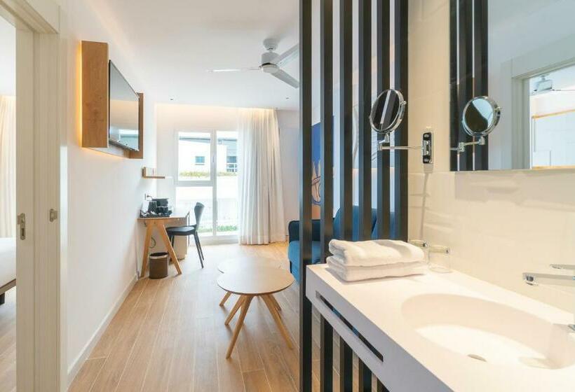 جناح, Senator Cala Millor