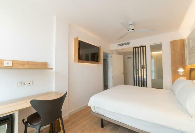 جناح, Senator Cala Millor