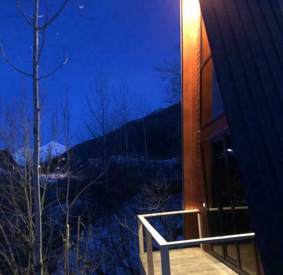 ویلای 1 خوابه, Paradiso Mestia