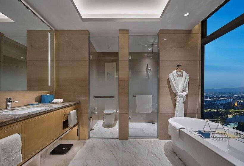 Номер Deluxe, Hilton Beijing Tongzhou