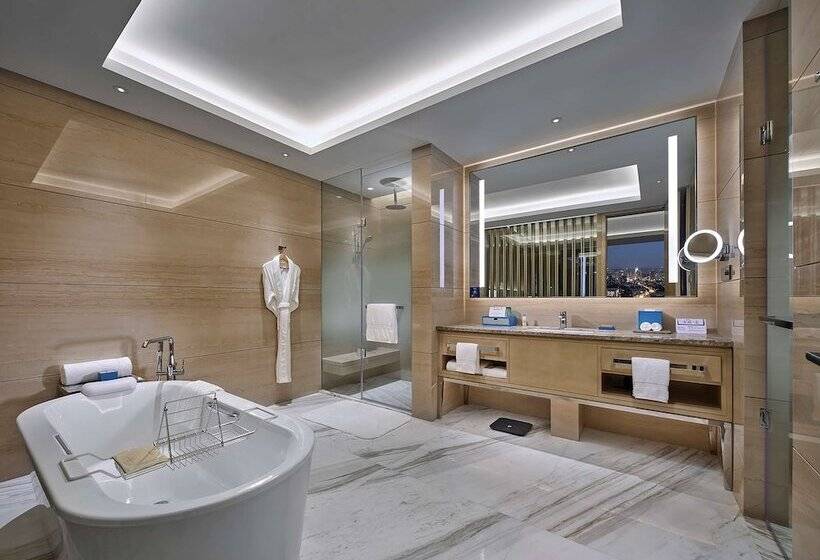 Люкс Повышенной Комфортности, Hilton Beijing Tongzhou