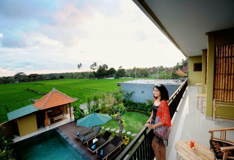 חדר סופריור, Jegeg Mas