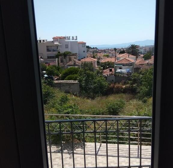 اتاق لوکس با چشمانداز, Pyrgos Sofokleous