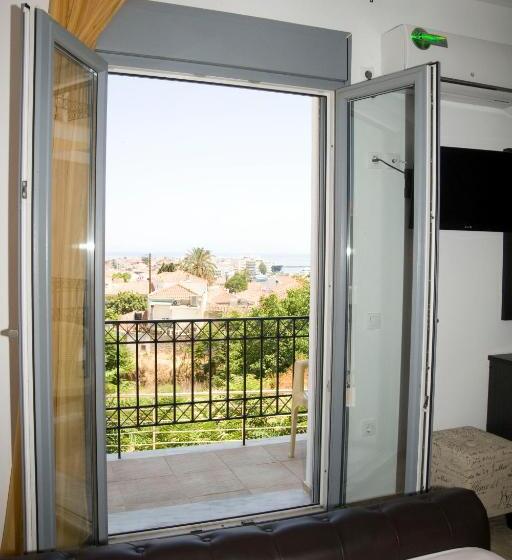 اتاق لوکس با چشمانداز, Pyrgos Sofokleous