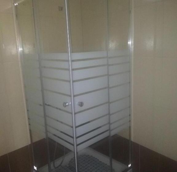 اتاق استاندارد با بالکن, Pyrgos Sofokleous