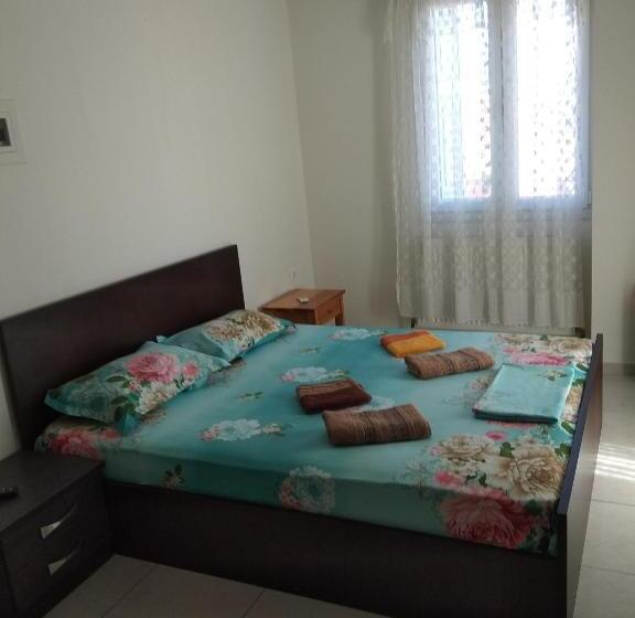 اتاق استاندارد با بالکن و چشمانداز دریا, Pyrgos Sofokleous