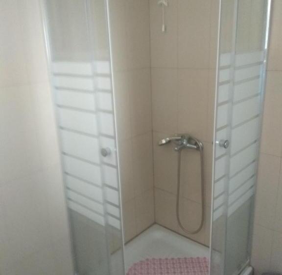 اتاق سه نفره دلوکس با چشمانداز دریا, Pyrgos Sofokleous