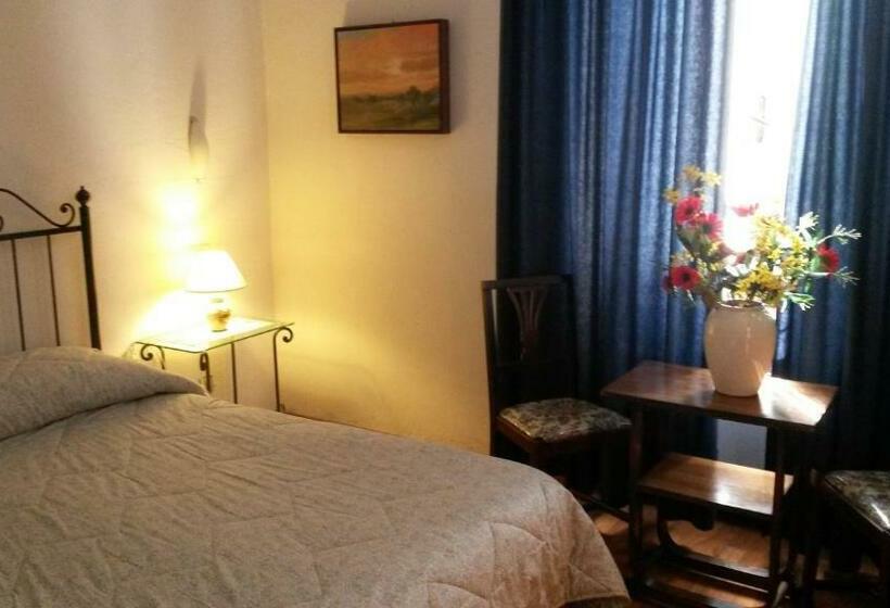 Habitació Estàndard, Camere Carli