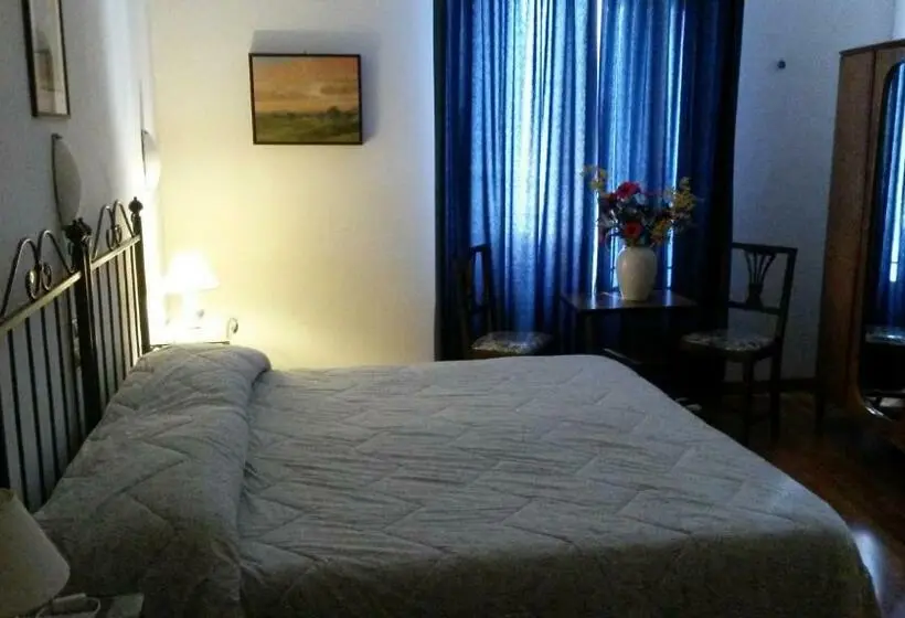 اتاق استاندارد, Camere Carli