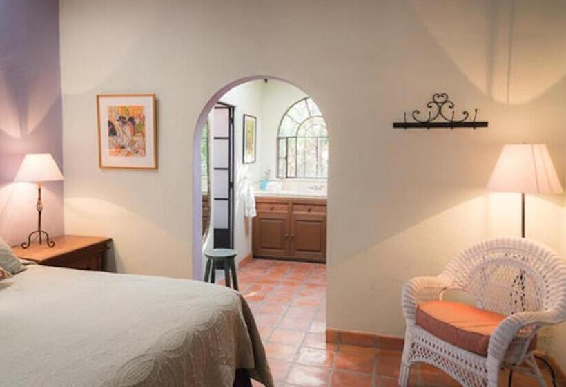 デラックストリプルルーム, Boutique Hotel Casa Camellia