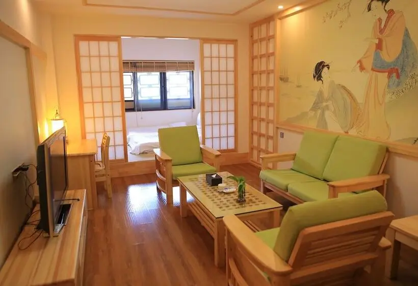 スタンダードルーム, Jinbi Club Boutique