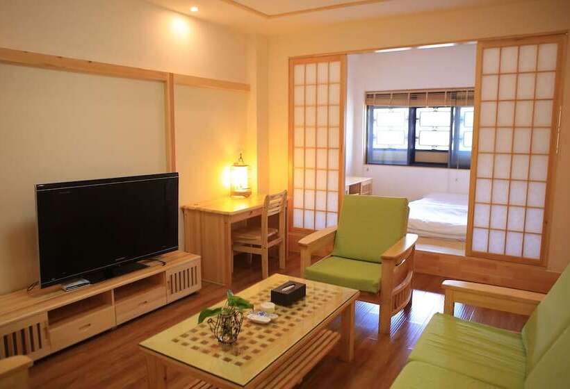 Номер Стандарт, Jinbi Club Boutique