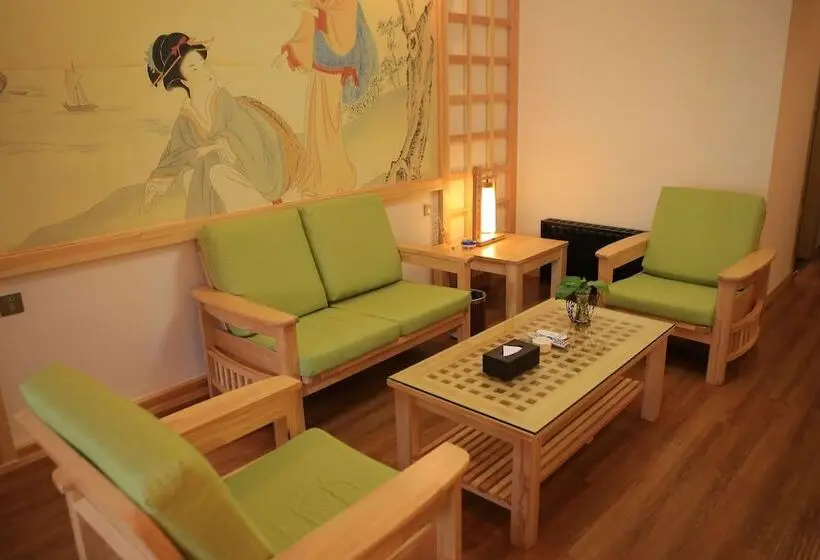 スタンダードルーム, Jinbi Club Boutique