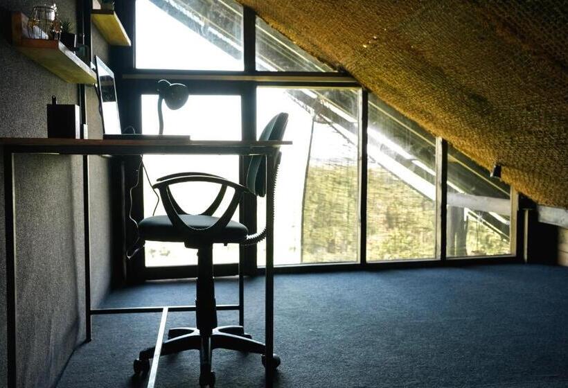 غرفة ديلوكس مطلّة علي البحر مزوَّدة بشُرفة, Villa Hillcrest