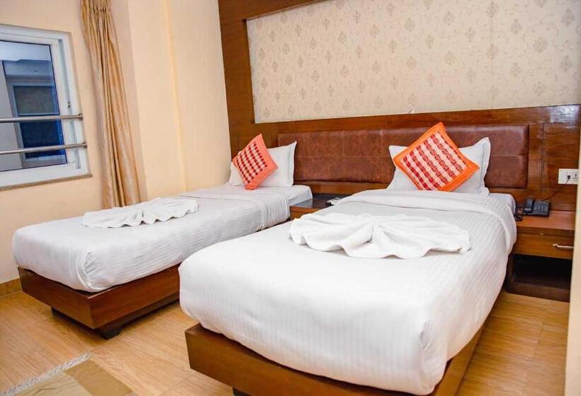 اتاق لوکس, Yellow Pagoda Pokhara