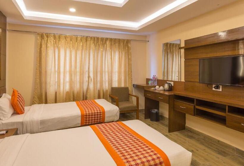 اتاق لوکس, Yellow Pagoda Pokhara