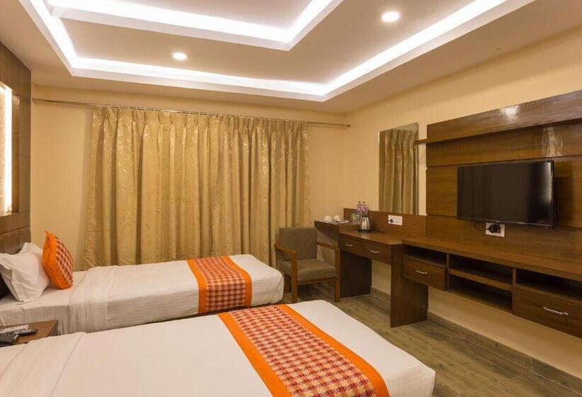 اتاق لوکس, Yellow Pagoda Pokhara