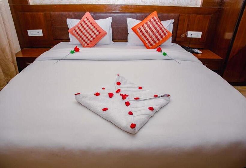 سوییت اجرایی, Yellow Pagoda Pokhara