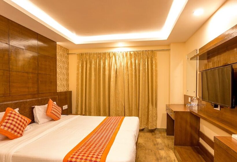 اتاق لوکس, Yellow Pagoda Pokhara