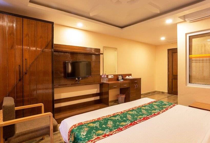 اتاق سوپریور, Yellow Pagoda Pokhara