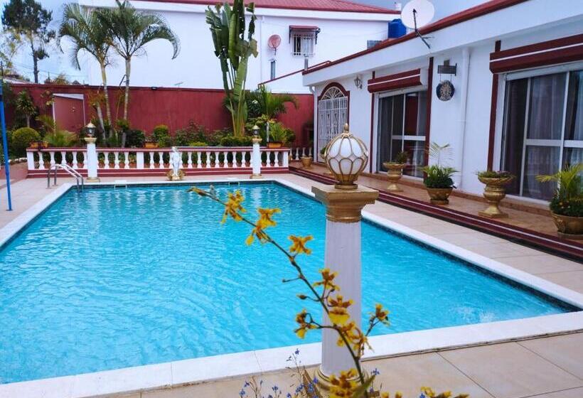 اتاق استاندارد, Petite Flower Guest House