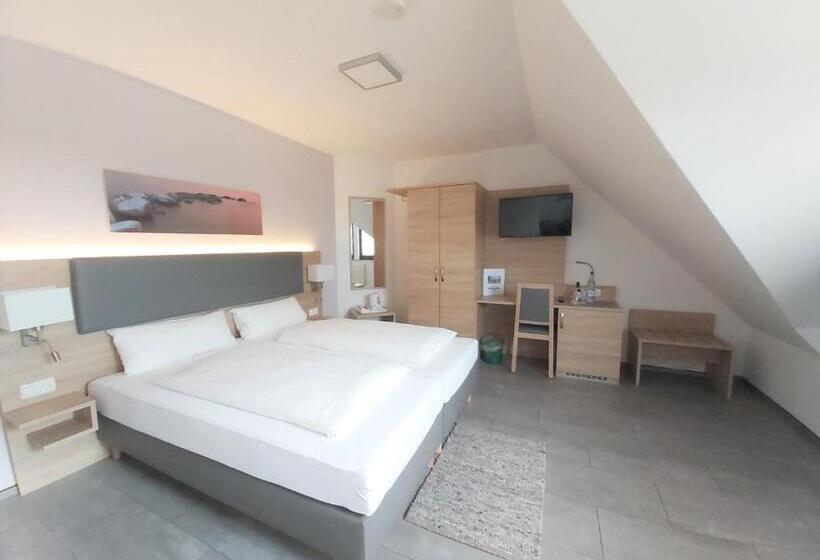 标准间, Pension Heuer