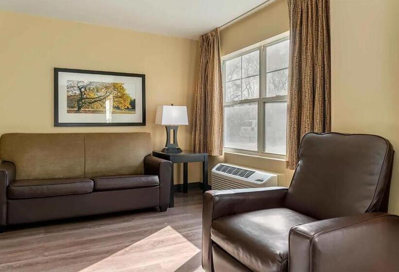 Студия Стандарт, Baymont By Wyndham Auburn Hills South