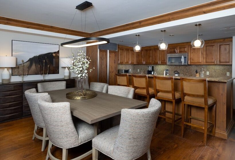 ３ベッドルームアパートメント, Gravity Haus Vail