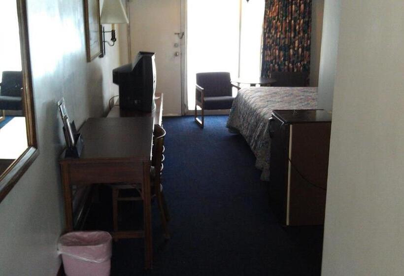 غرفة قياسية سرير كينج, Kings Inn Cleveland