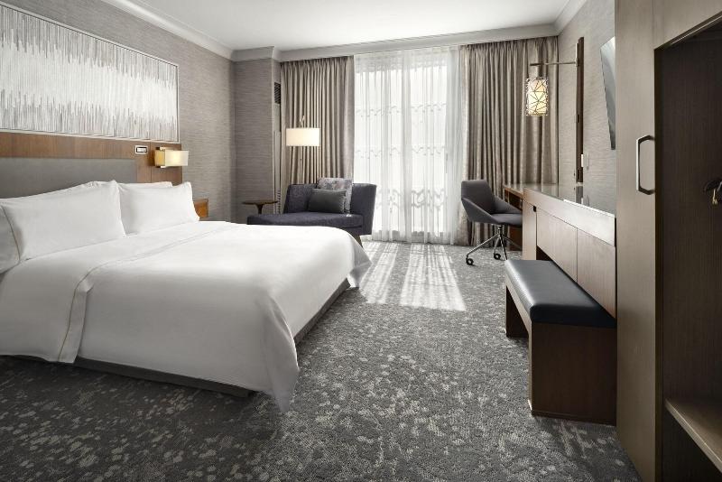 غرفة قياسية سرير كينج, The Westin Palo Alto