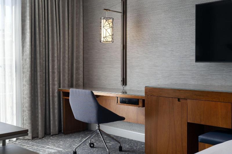 جناح سرير كينج, The Westin Palo Alto