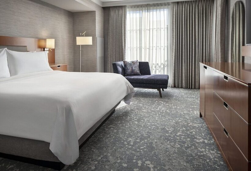 جناح, The Westin Palo Alto