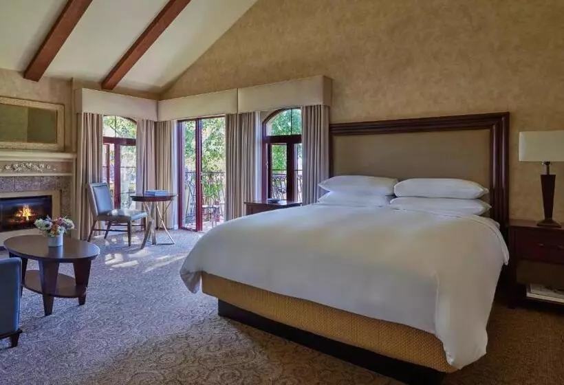 اتاق استاندارد با تخت بزرگ, Vintners Resort