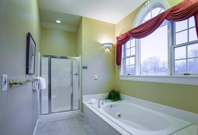 إستوديو قياسى سرير كينج, Whitestone Inn