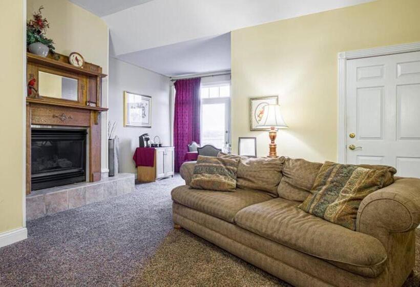 إستوديو قياسى سرير كينج, Whitestone Inn